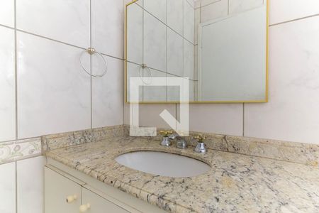 Casa à venda com 125m², 3 quartos e 2 vagasBanheiro Social