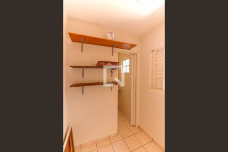 Casa à venda com 125m², 3 quartos e 2 vagasQuarto de Serviço