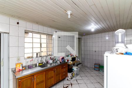 Casa à venda com 252m², 4 quartos e 3 vagas Casa à venda com 252m², 4 quartos e 3 vagasCozinha