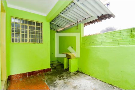 Casa para alugar com 75m², 2 quartos e 1 vagaÁrea de Serviço