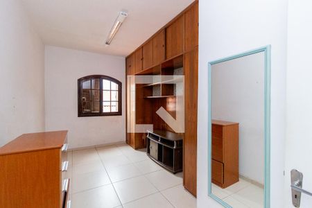 Casa à venda com 116m², 3 quartos e 2 vagasQuarto 2