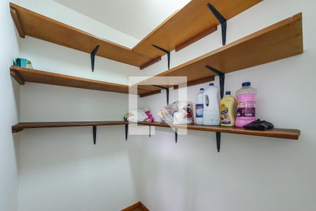 Apartamento à venda com 65m², 2 quartos e 1 vagaBanheiro de Serviço