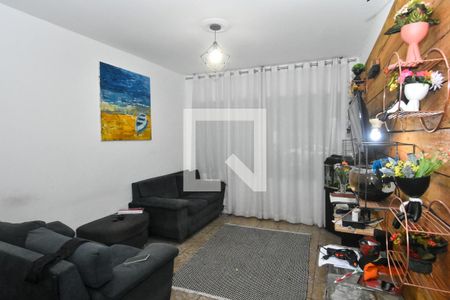 Sala de casa à venda com 3 quartos, 190m² em Capão do Embira, São Paulo