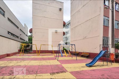 Apartamento à venda com 47m², 2 quartos e sem vaga Apartamento à venda com 47m², 2 quartos e sem vagaÁrea comum - Playground
