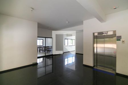 Apartamento para alugar com 118m², 3 quartos e 2 vagas Apartamento para alugar com 118m², 3 quartos e 2 vagasHall social