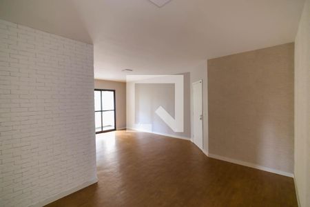 Apartamento para alugar com 118m², 3 quartos e 2 vagas Apartamento para alugar com 118m², 3 quartos e 2 vagasSala