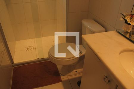 Banheiro de apartamento para alugar com 3 quartos, 94m² em Vila Campo Grande, São Paulo