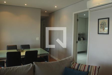 Sala de apartamento para alugar com 3 quartos, 94m² em Vila Campo Grande, São Paulo