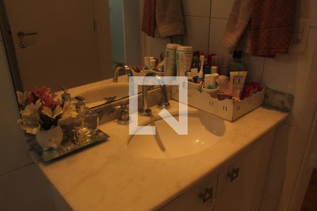 Banheiro de apartamento para alugar com 3 quartos, 94m² em Vila Campo Grande, São Paulo