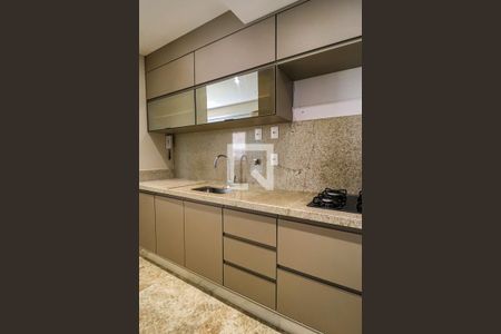 Apartamento para alugar com 71m², 2 quartos e 2 vagasCozinha e Área de Serviço