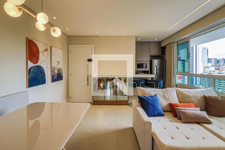 Sala de apartamento para alugar com 2 quartos, 71m² em Funcionários, Belo Horizonte