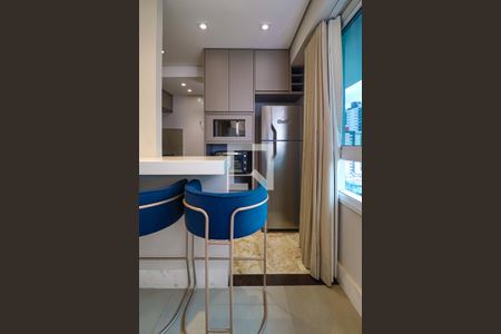 Apartamento para alugar com 71m², 2 quartos e 2 vagasCozinha e Área de Serviço