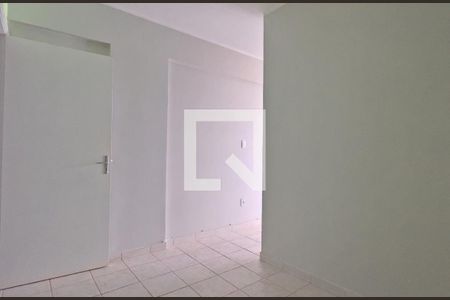 Sala de apartamento para alugar com 1 quarto, 43m² em Cambuí, Campinas
