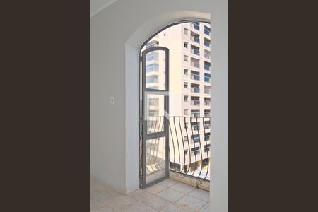 Apartamento para alugar com 43m², 1 quarto e sem vagaVaranda