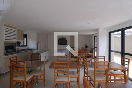 Apartamento à venda com 43m², 1 quarto e sem vaga Apartamento à venda com 43m², 1 quarto e sem vagaÁrea comum - Salão de festas