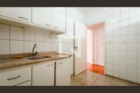 Cozinha de apartamento para alugar com 1 quarto, 47m² em Paraíso, São Paulo