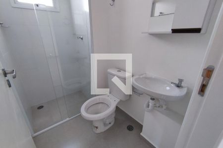 Banheiro de apartamento para alugar com 1 quarto, 30m² em Vila Guilhermina, São Paulo