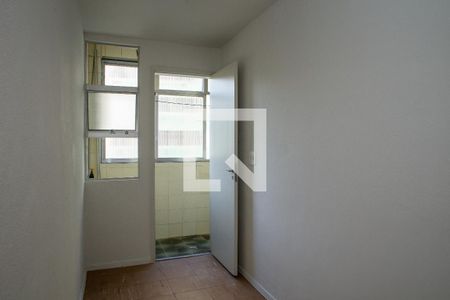 Apartamento à venda com 70m², 2 quartos e 1 vaga Apartamento à venda com 70m², 2 quartos e 1 vagaQuarto de Serviço