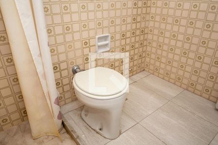 Apartamento à venda com 70m², 2 quartos e 1 vaga Apartamento à venda com 70m², 2 quartos e 1 vagaBanheiro Corredor
