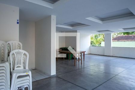 Apartamento à venda com 70m², 2 quartos e 1 vaga Apartamento à venda com 70m², 2 quartos e 1 vagaÁrea comum - Salão de festas