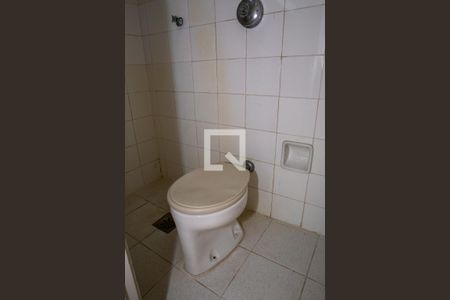 Apartamento à venda com 70m², 2 quartos e 1 vaga Apartamento à venda com 70m², 2 quartos e 1 vagaBanheiro de Serviço