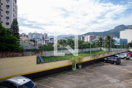 Apartamento à venda com 70m², 2 quartos e 1 vaga Apartamento à venda com 70m², 2 quartos e 1 vagaQuadra / Playground / Área da Churrasqueira
