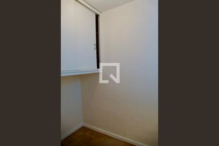 Apartamento para alugar com 110m², 3 quartos e 1 vagaQuarto serviço 