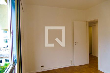 Apartamento para alugar com 110m², 3 quartos e 1 vagaQuarto