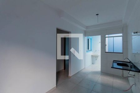 Sala e Cozinha Integrada de apartamento para alugar com 2 quartos, 42m² em Parque das Paineiras, São Paulo