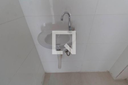 Apartamento para alugar com 42m², 2 quartos e sem vagaBanheiro