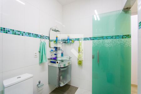 Apartamento para alugar com 193m², 2 quartos e 7 vagasBanheiro do quarto 1