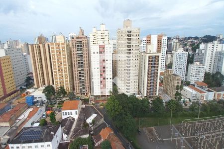 Vista da Sala de apartamento à venda com 1 quarto, 46m² em Cambuí, Campinas