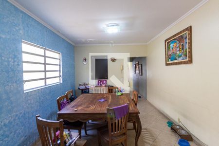 Casa à venda com 200m², 3 quartos e 2 vagasCopa