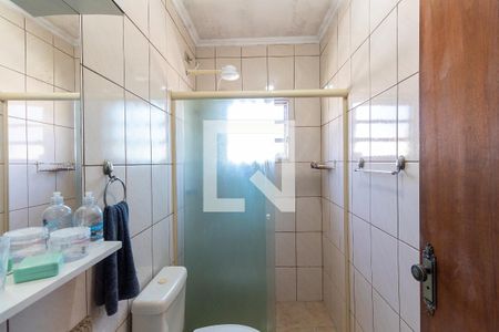 Casa à venda com 200m², 3 quartos e 2 vagasBanheiro 1