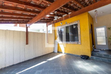 Casa à venda com 200m², 3 quartos e 2 vagasGaragem
