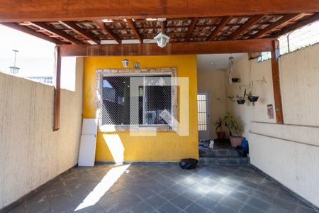 Casa à venda com 200m², 3 quartos e 2 vagasGaragem
