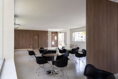 Apartamento para alugar com 64m², 2 quartos e 1 vaga Apartamento para alugar com 64m², 2 quartos e 1 vagaÁrea comum - Salão de festas