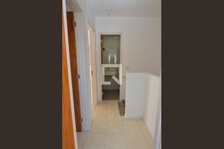 Casa de condomínio à venda com 83m², 3 quartos e 1 vagaCorredor