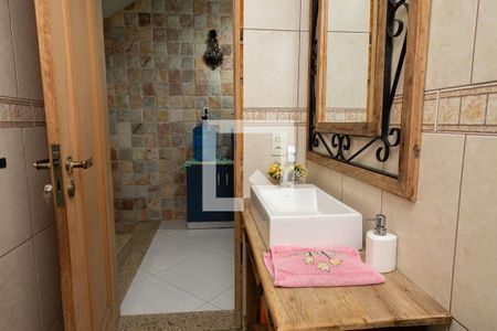 Casa à venda com 360m², 3 quartos e 4 vagasLavabo 