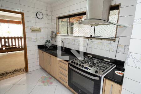 Casa à venda com 360m², 3 quartos e 4 vagasCozinha 