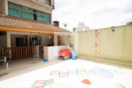 Casa à venda com 360m², 3 quartos e 4 vagasÁrea Churrasqueira 
