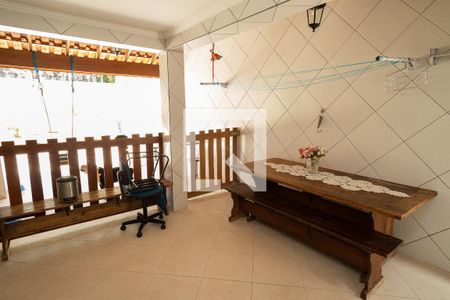 Casa à venda com 360m², 3 quartos e 4 vagasÁrea de Serviço