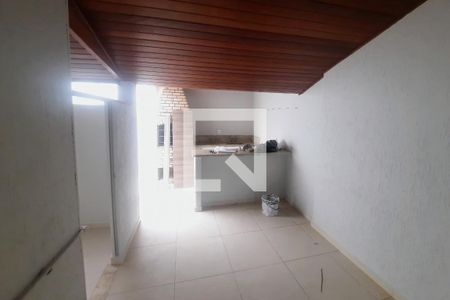 Casa de condomínio para alugar com 180m², 3 quartos e 2 vagas Casa de condomínio para alugar com 180m², 3 quartos e 2 vagasÁrea gourmet