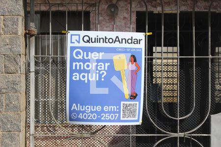 Casa para alugar com 295m², 5 quartos e 2 vagasFachada