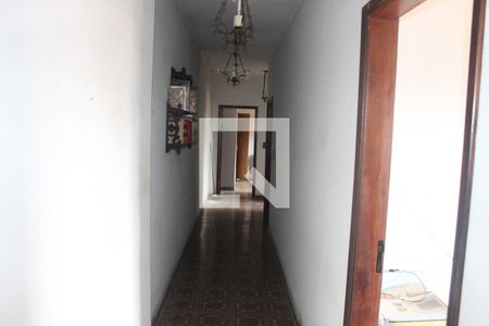 Casa para alugar com 295m², 5 quartos e 2 vagasCorredor