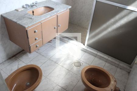 Casa para alugar com 295m², 5 quartos e 2 vagasBanheiro da Suíte 1