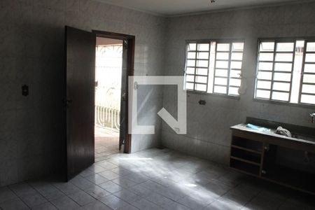 Casa para alugar com 295m², 5 quartos e 2 vagasCozinha