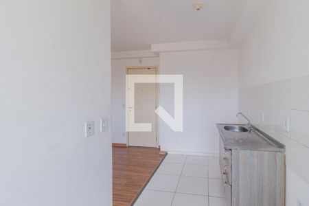 Apartamento para alugar com 44m², 2 quartos e sem vaga Apartamento para alugar com 44m², 2 quartos e sem vagaCozinha e área de serviço