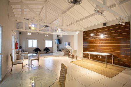 Apartamento para alugar com 44m², 2 quartos e sem vaga Apartamento para alugar com 44m², 2 quartos e sem vagaÁrea comum - Salão de festas
