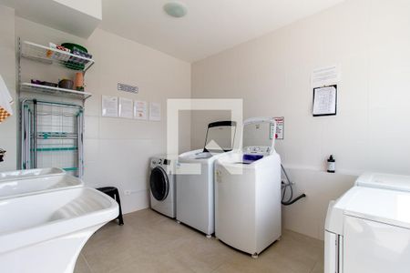 Studio para alugar com 30m², 1 quarto e 1 vagaLavanderia